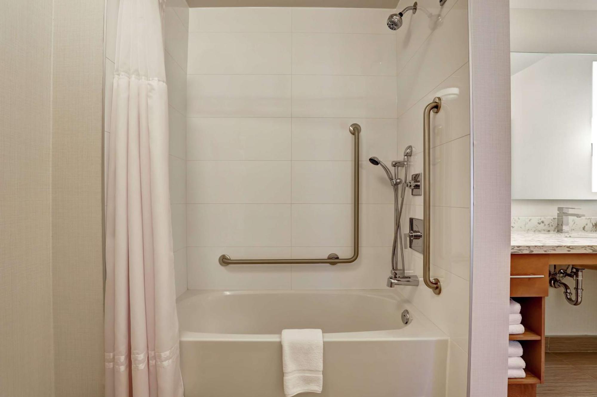 Homewood Suites By Hilton Ottawa Kanata Extérieur photo